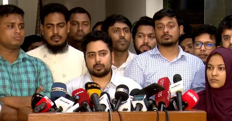 শাপলা পেতে আইনগত সমস্যা দেখি না: নাহিদ